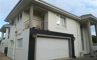 1 Bedroom Apartment in Somerset Park