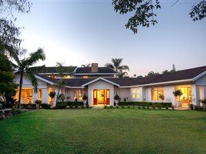 7 Bed House in Cowies Hill