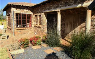 3 Bedroom House in Koster