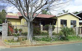 3 Bedroom House in Waterval Boven