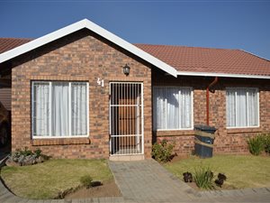 3 Bed Simplex in Grobler Park