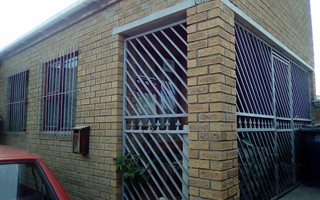 2 Bedroom House in Retreat
