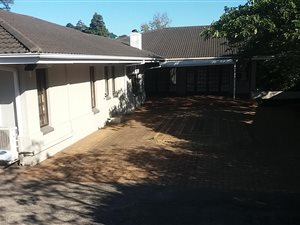 115 m² Commercial space in Hillcrest Central
