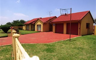 3 Bedroom House in Waldrift