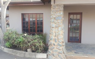 40 m² Office Space in Amanzimtoti