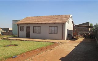 3 Bedroom House in Villa Liza