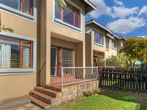 2 Bed Townhouse in Paulshof