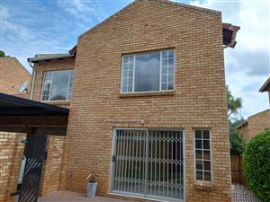 3 Bed Townhouse in Strubens Valley