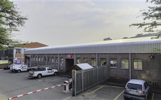 1666 m² Industrial space in Briardene