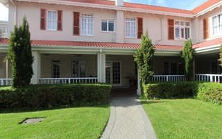 1 Bedroom Apartment in Fish Hoek