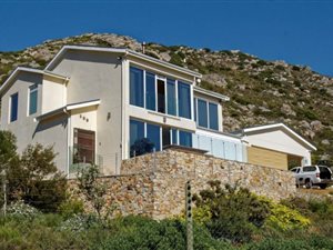 3 Bed House in Pringle Bay