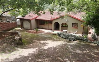 3 Bedroom House in Escombe