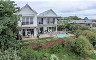5 Bedroom House in Simbithi Estate