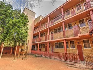 2 Bed Apartment in Kempton Park Central