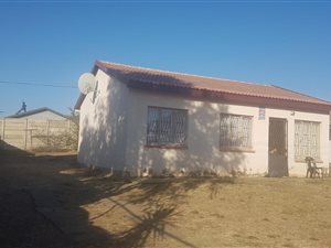 3 Bed House in Acaciaville