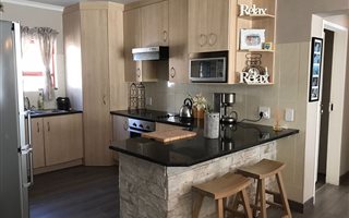 3 Bedroom Apartment in Noordheuwel