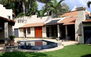 8 Bedroom House in Waterkloof Heights
