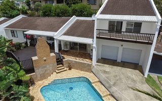 4 Bedroom House in Gonubie