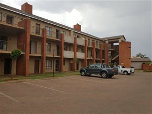 Bachelor apartment in The Orchards