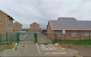 2 Bedroom Flat in Blomanda