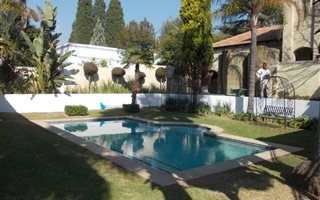 2 Bedroom Apartment in Pineslopes