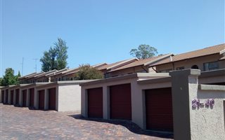 2 Bedroom Apartment in Buccleuch