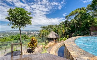 5 Bedroom House in Cowies Hill