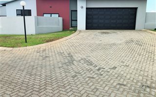 3 Bedroom House in Needwood