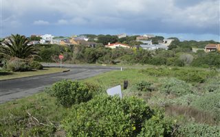 768 m² Land available in Kleinbaai
