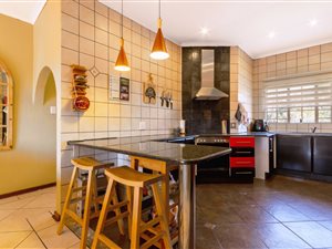 3 Bed Apartment in Bellairspark