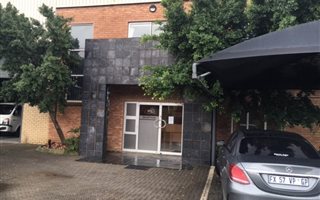 1058 m² Industrial space in North Riding