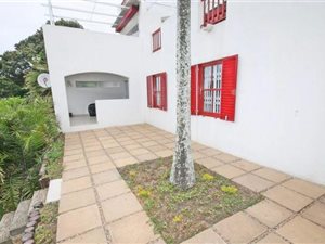 3 Bed Apartment in Salt Rock