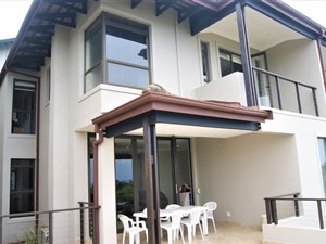 3 Bed Townhouse in Blythedale Beach