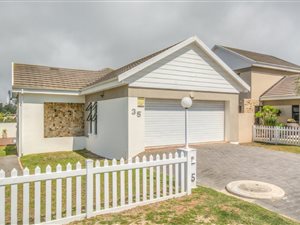2 Bed House in Kamma Ridge