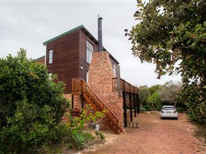 4 Bed House in Gamtoos Mouth