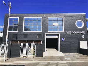 425 m² Commercial space in Woodstock