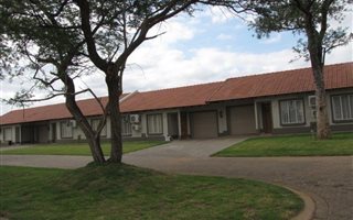 2 Bedroom Simplex in Onverwacht