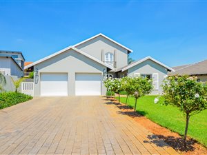 4 Bed House in Hazeldean (Silverlakes Surroundings)