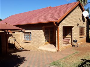 3 Bedroom House in Suiderberg