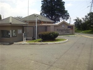 3 Bedroom Townhouse in Rembrandt Park