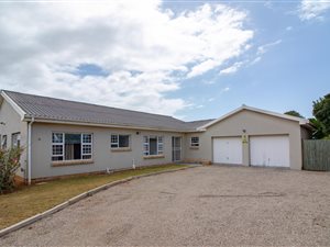 3 Bed House in Riversbend