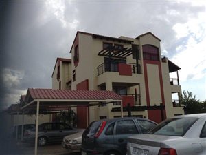 1 Bed Apartment in Hazeldean (Silverlakes Surroundings)