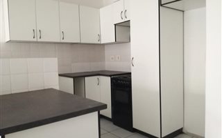 2 Bedroom Apartment in Arboretum