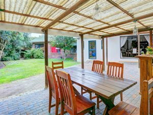 4 Bed House in Loerie Park