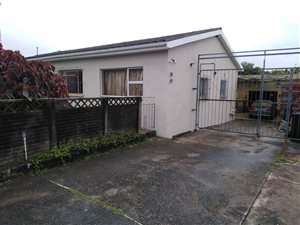 4 Bed House in Willow Park