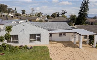 4 Bedroom House in Northpine
