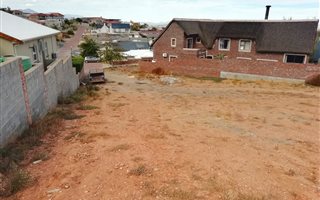 1024 m² Land available in Fairway Heights