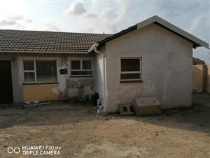 3 Bed House in Newlands East