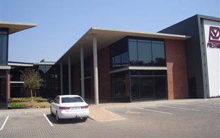 820 m² Office Space in Bedfordview