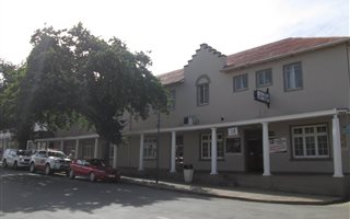 1600 m² Commercial space in Caledon